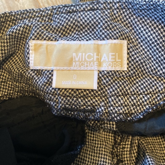 Michael Kors Bermuda Shorts size 0 - Picture 4 of 5
